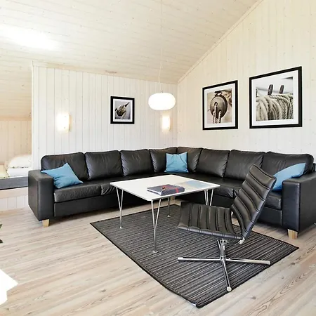 Pretty With Balcony בית נופש Großenbrode