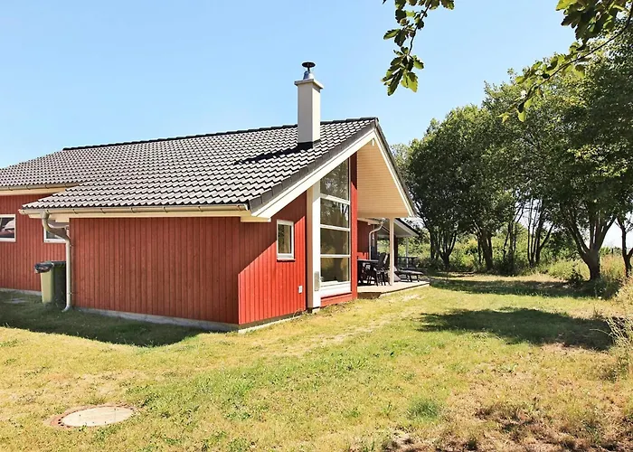 Pretty With Balcony *